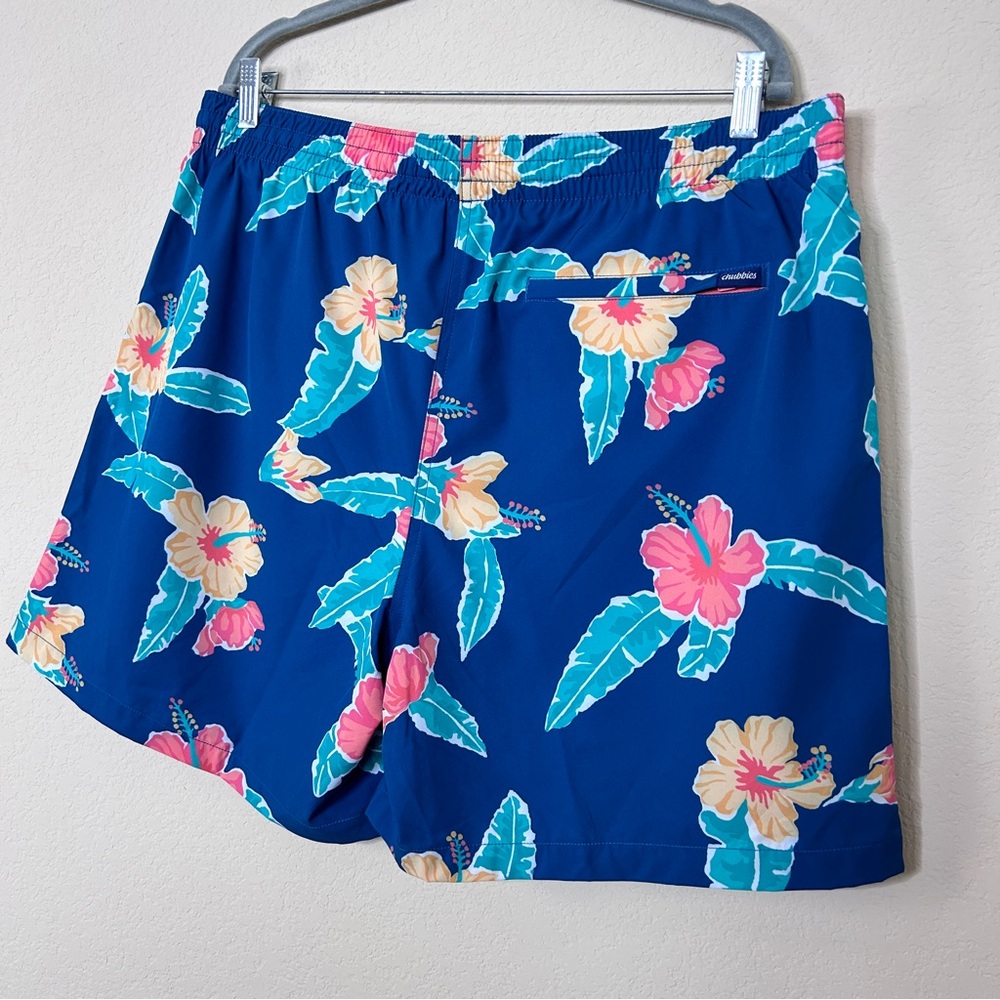 Chubbies The Floral Reefs Classic Swim Trunk - Men's - Picture 9 of 15